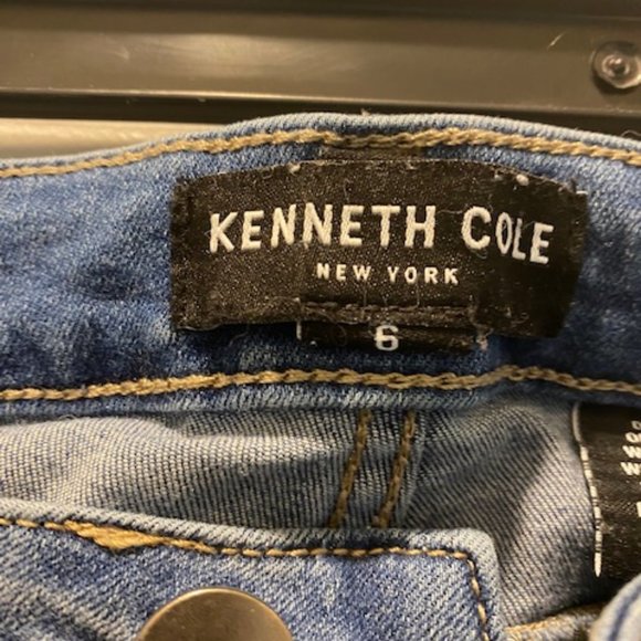 Jeans - Picture 2 of 2